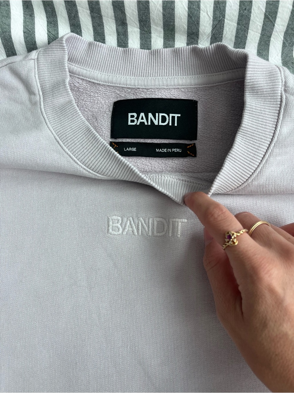 Bandit Women's Crewneck Sweatshirt in Light Lavender